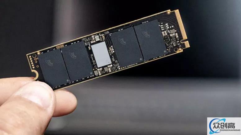 复合年增长率 15%，2028 年全球 SSD 预估出货量 4.72 亿块、营收 670 亿美元(1)